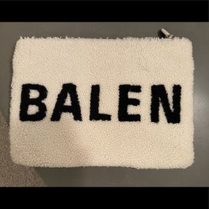 Balenciaga Logo Pouch Sherling, Cream